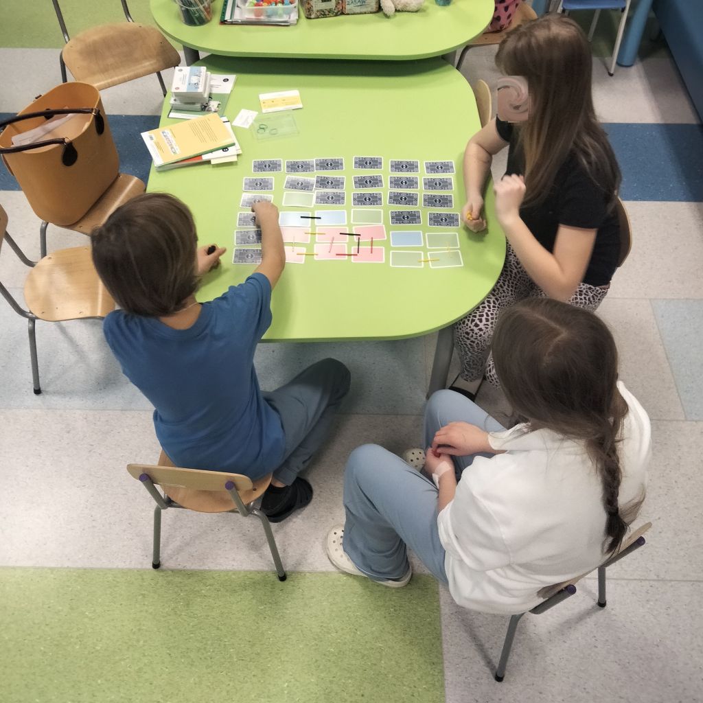 Przy kartach o matematyce